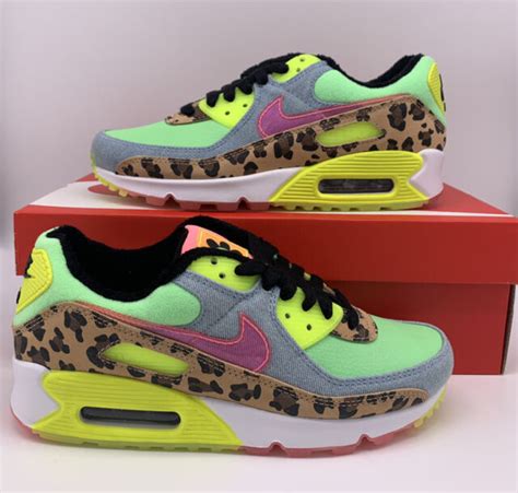 Nike Air Max 90 LX 90s Dancefloor Green (Women's)